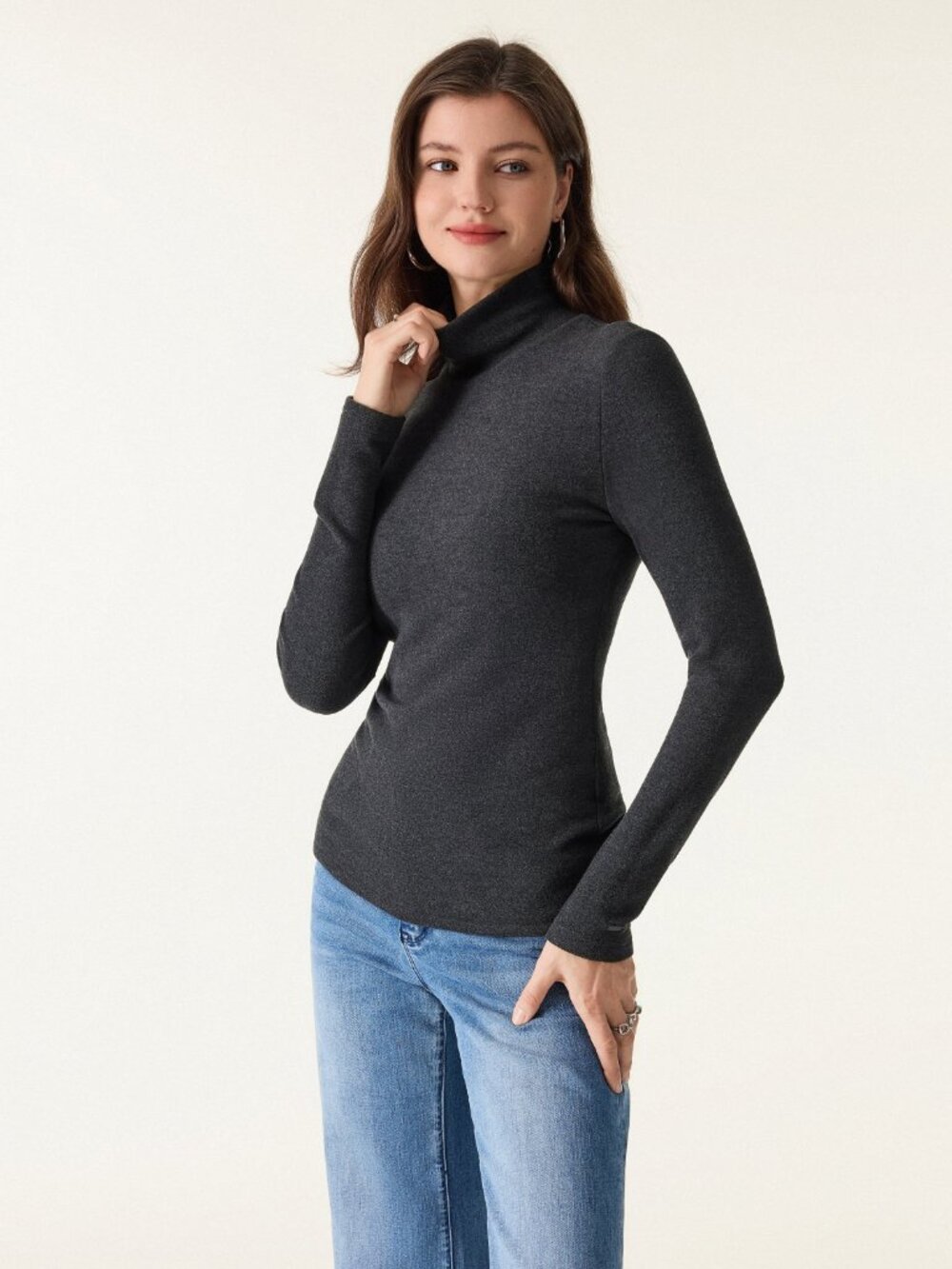 NWT OGL Black MaxWarm Turtleneck Long Sleeve Bra Top Small #A2053